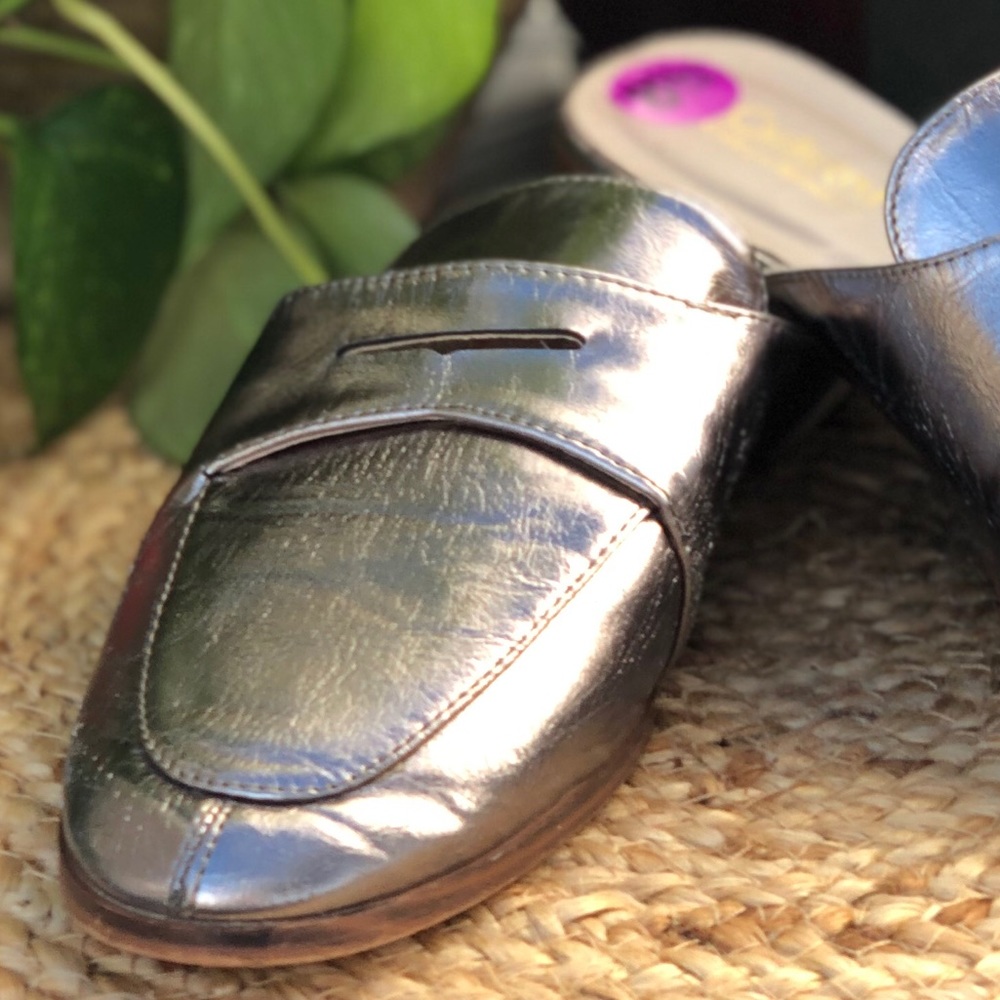 Catherine Malandrino Silver Tuxedo Slide Loafer - Picture 3 of 8